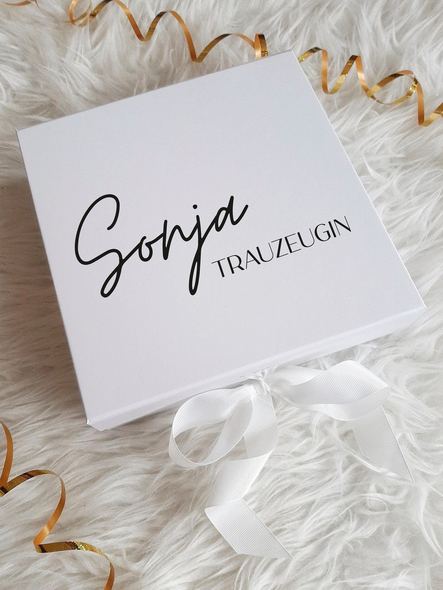 Geschenkbox mit Schleife / Namen und Titel - Trauzeugen Patentante Geschenkbox DIY Geschenkbox / Eine Geschenkbox mit Name und Schleife