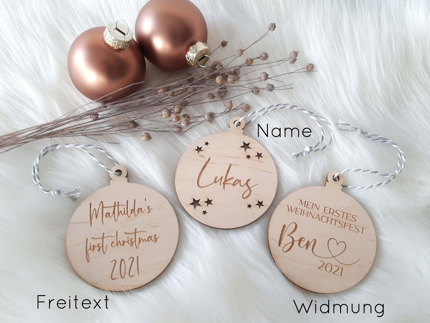 Weihnachtskugel aus Holz mit Wunschnamen / Text, Weihnachtsgeschenk, Baumschmuck Anhänger, Christbaumkugel personalisiert mit Wunsch Namen