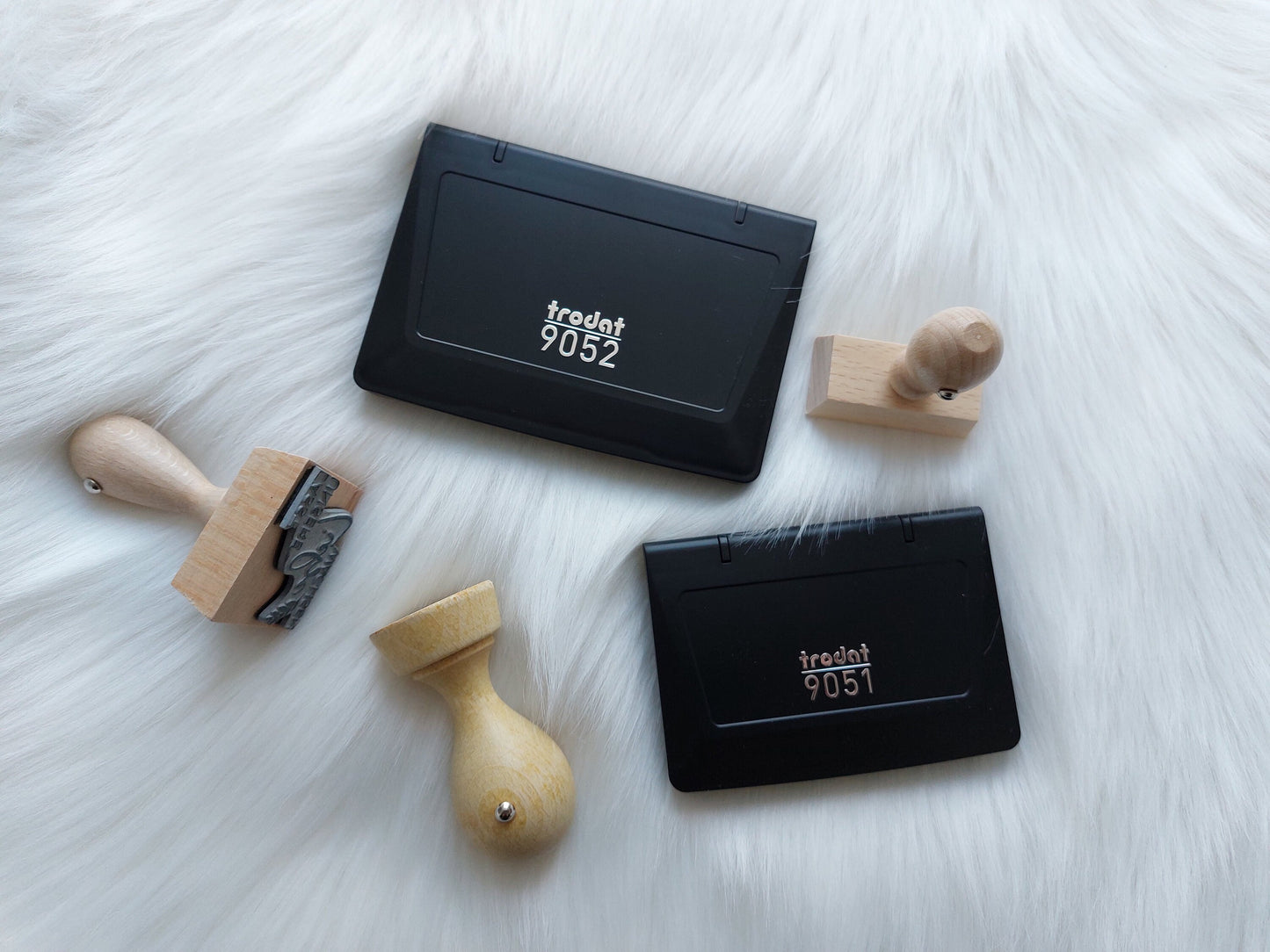 Stempelkissen Schwarz | Ideal für Holzstempel | zwei größen | klein 50x90mm | groß 70x110mm | Stempel Holz Kissen Black | Schwarzes Gehäuse