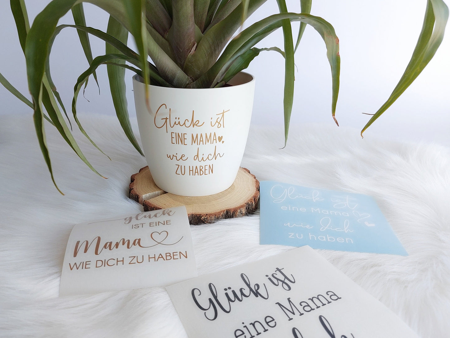 Blumenübertopf Glück - Muttertag | "Glück ist, eine Mama wie dich zu haben" Blumentopf-Farbe: Weiß | Anthrazit | Mint | Muttertags-Geschenk - SelfmadeStudio