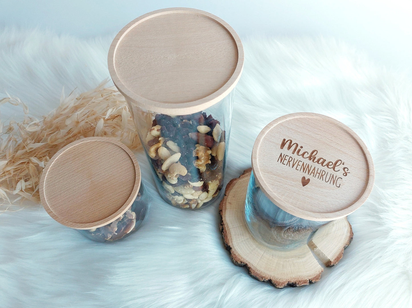 Vorratsglas mit Holzdeckel | Nervennahrung | Holzdeckel aus Buche personalisiert mit Name - SelfmadeStudio