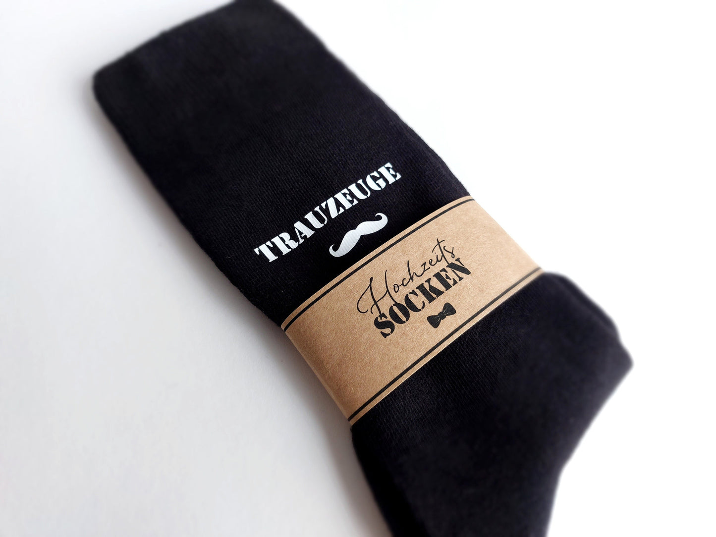Gentleman Hochzeitssocken mit Motiv | Bräutigam / Trauzeuge | Hochzeit Getting Ready | Herren Socken für Anzug | Schnurrbar Fliege Zweig