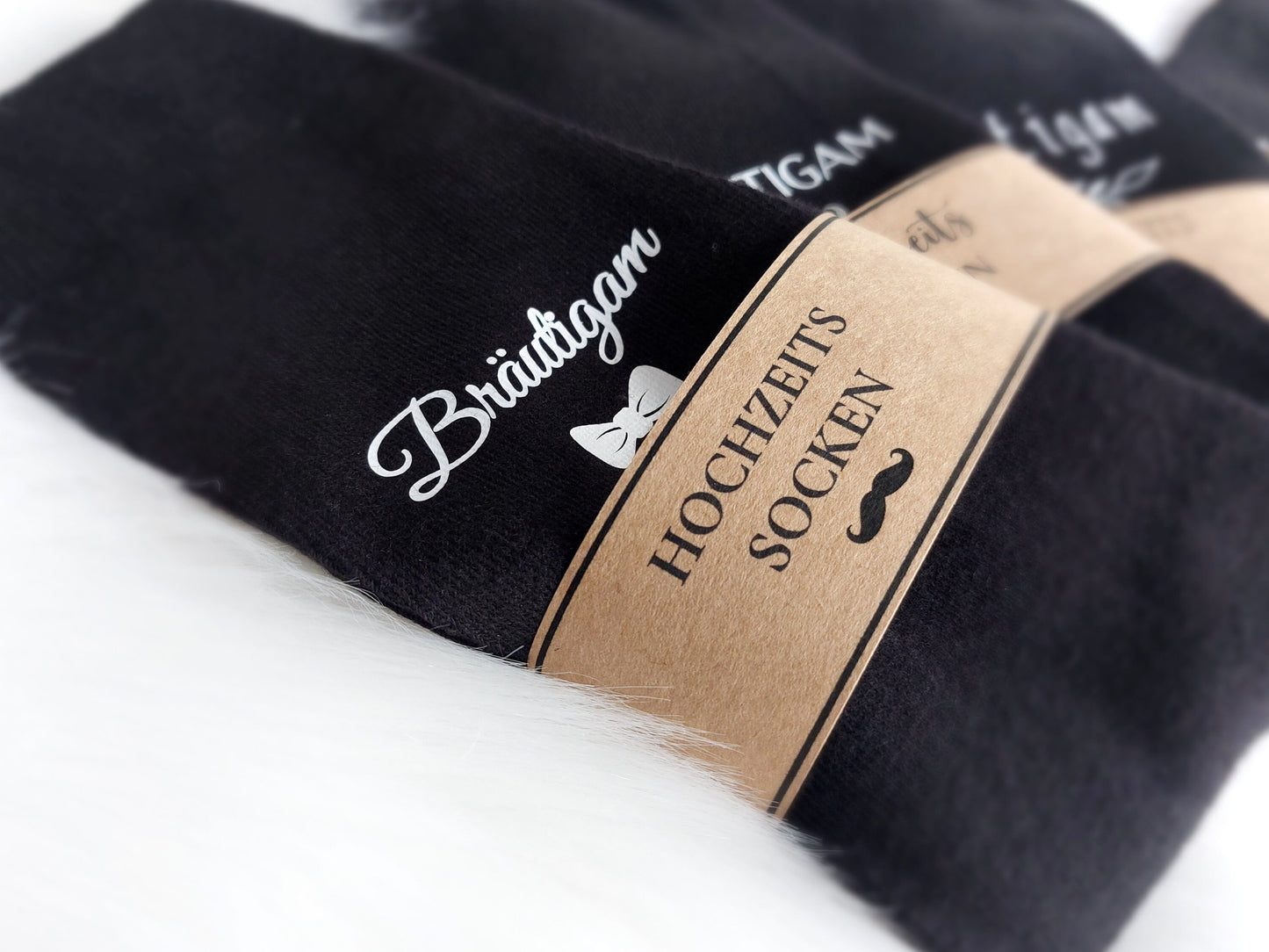 Bräutigam Socken mit Geschenkbox - Für meinen Bräutigam - gegen kalte Füße! Hochzeitssocken / Herrensocken | Box mit Personalisierung - SelfmadeStudio
