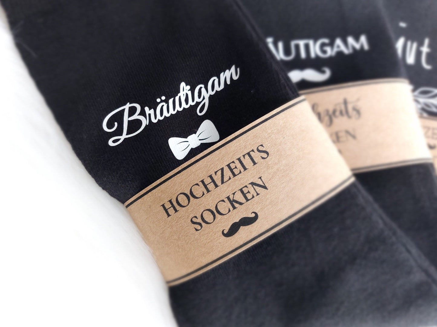 Bräutigam Socken mit Geschenkbox - Für meinen Bräutigam - gegen kalte Füße! Hochzeitssocken / Herrensocken | Box mit Personalisierung - SelfmadeStudio