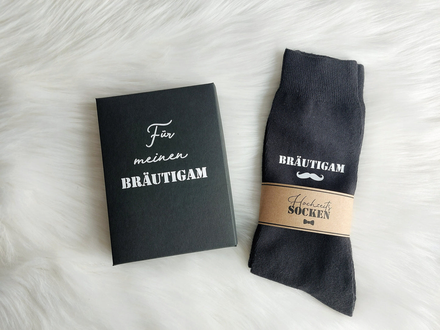 Bräutigam Socken mit Geschenkbox - Für meinen Bräutigam - gegen kalte Füße! Hochzeitssocken / Herrensocken | Box mit Personalisierung - SelfmadeStudio