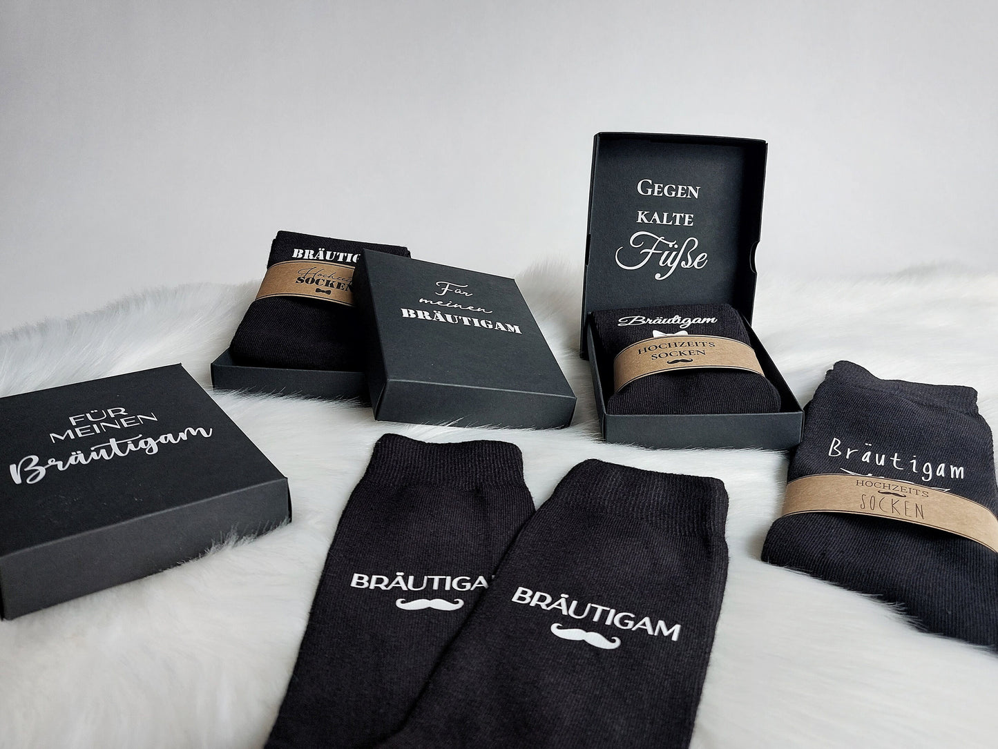 Bräutigam Socken mit Geschenkbox - Für meinen Bräutigam - gegen kalte Füße! Hochzeitssocken / Herrensocken | Box mit Personalisierung - SelfmadeStudio
