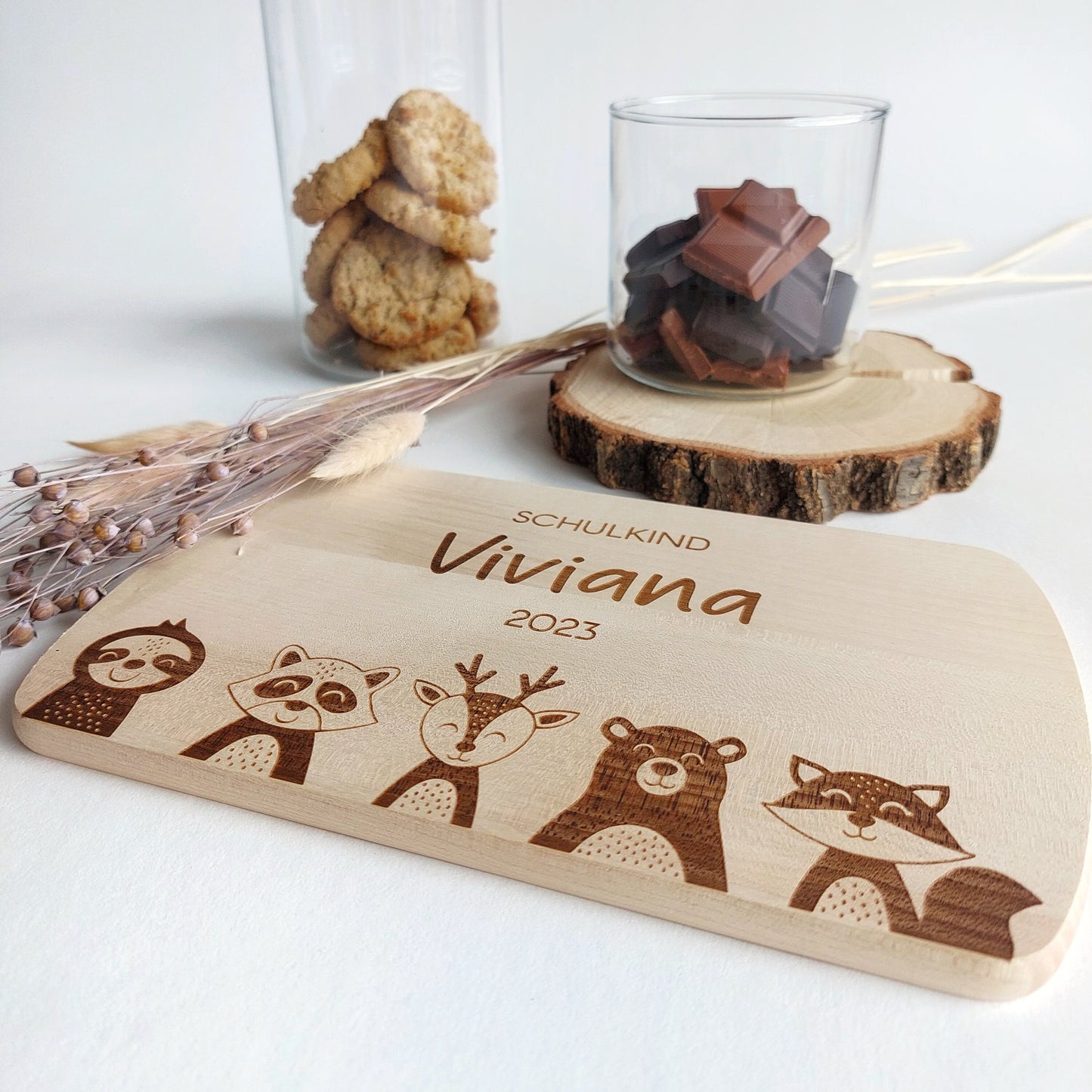 Schuldkind Frühstücksbrettchen | 4 Tiermotive | Schulkind mit Name & Schuljahr Ahorn Kindergartenkind, personalisiertes Schneidebrett Essen