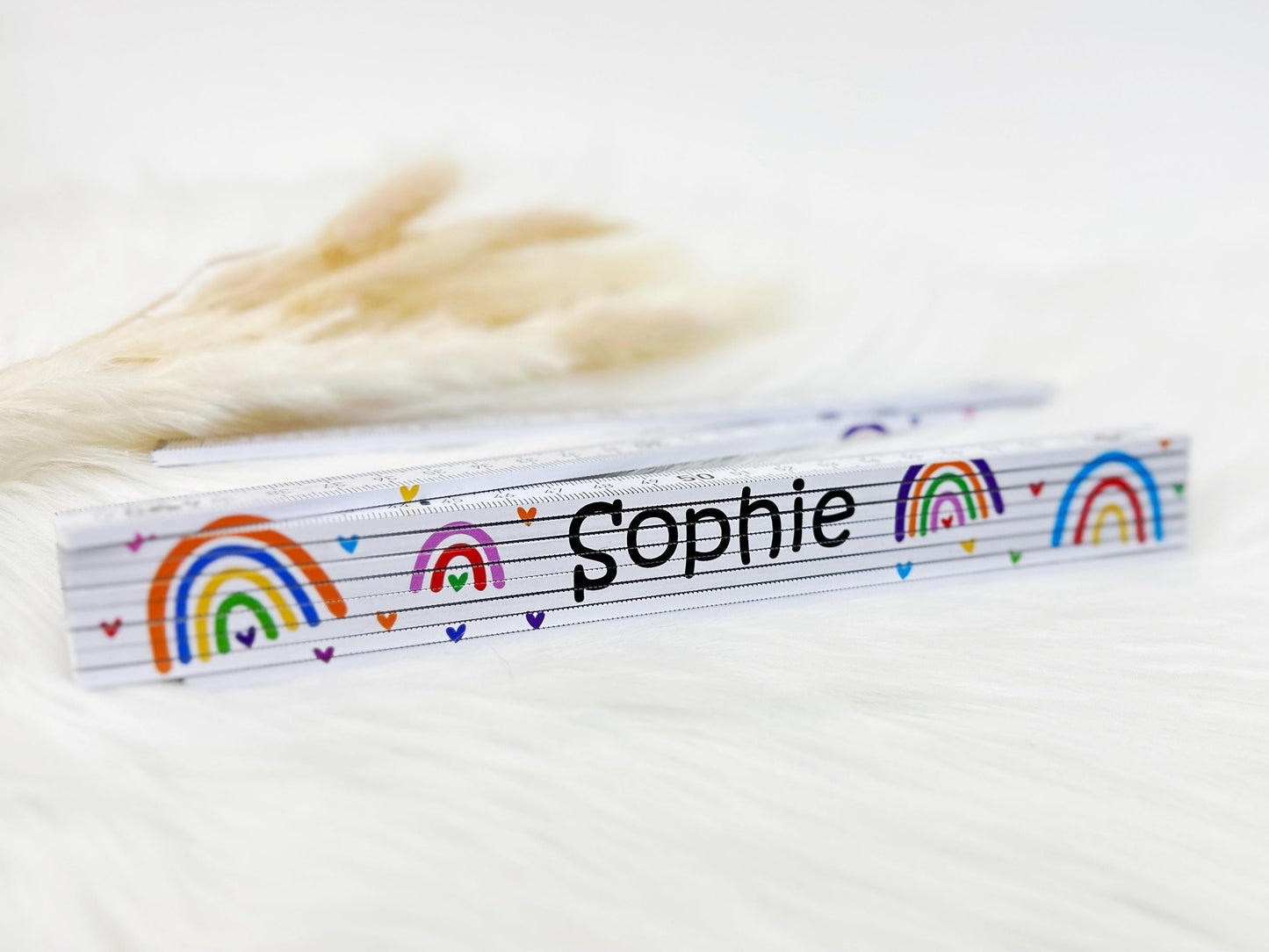 Kinder Meterstab Regenbogen - Personalisiert | 5 Farbmotive mit Herzen | Mini-Handwerker | Kleiner Helfer | bedruckter Zollstock | 2 Meter