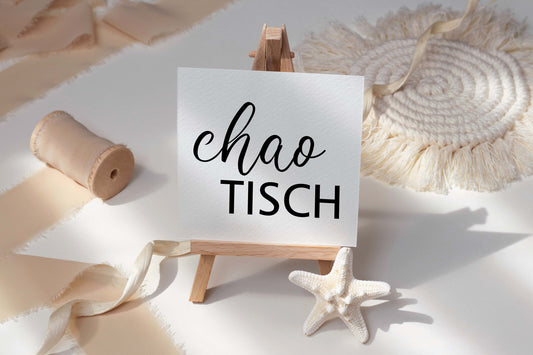 Aufkleber für die Tischordnung "chaoTISCH" Schriftzug | verschiedene Wörter möglich | Schriftzüge für den Sitzplan / Tische - SelfmadeStudio