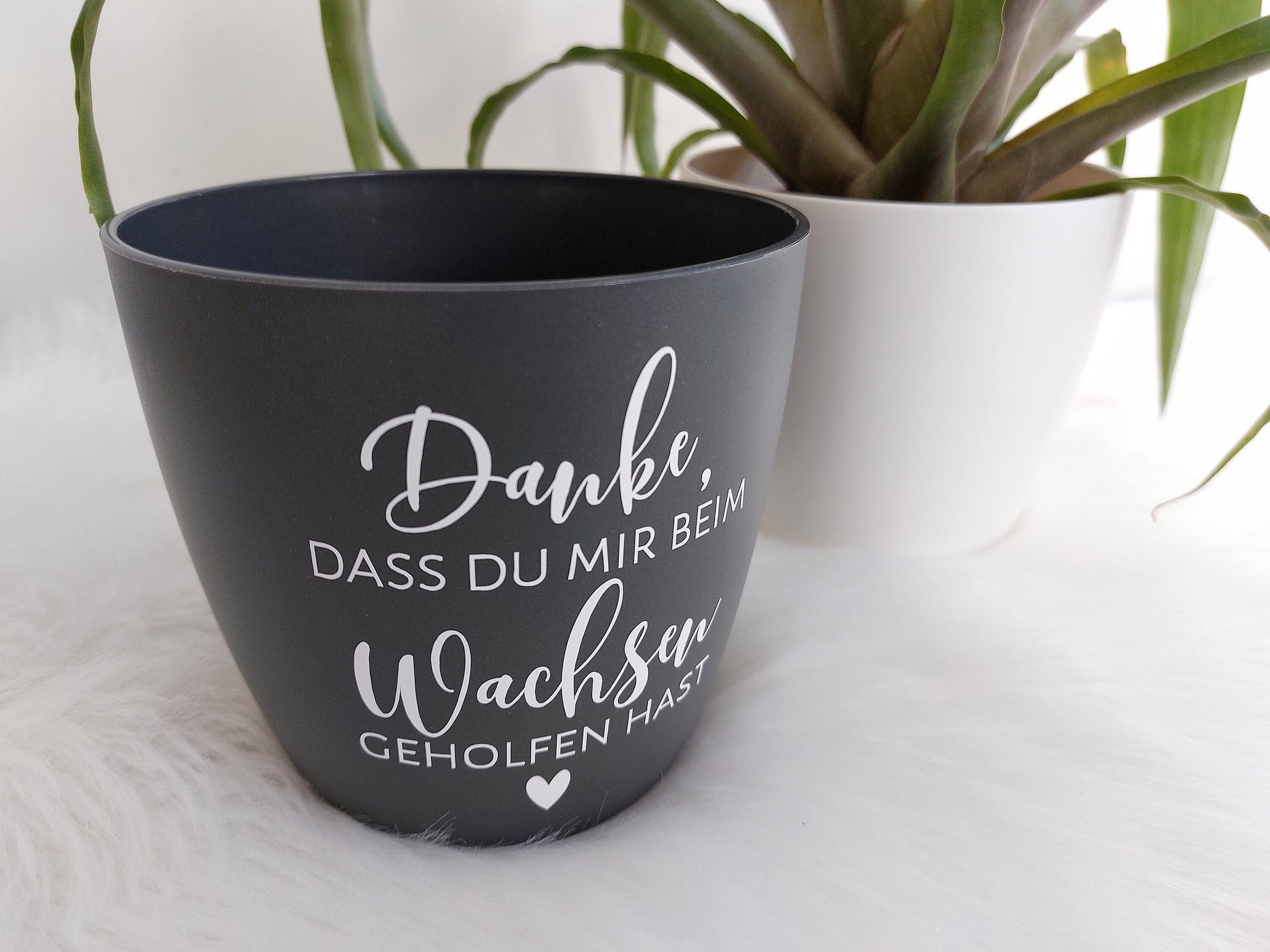 Blumenübertopf Wachsen | "Danke, dass du mir beim Wachsen geholfen hast" | Kunststoff-Blumentopf: Weiß, Anthrazit, Mint - SelfmadeStudio