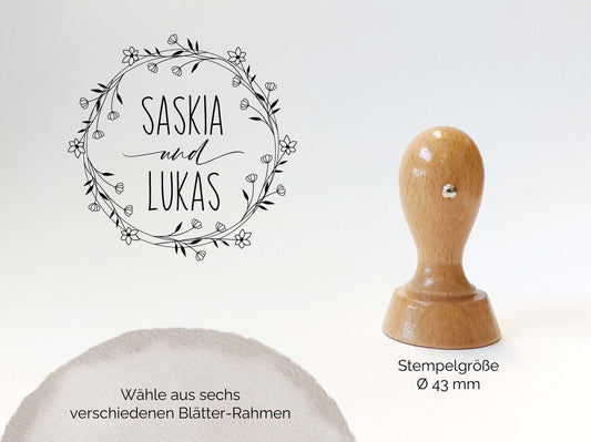 Hochzeitsnamen Stempel - Blätter - Ranken Rahmen | Vornamen Stempel | Hochzeitstempel personalisiert | save the date Stempel Rund 43mm/60mm