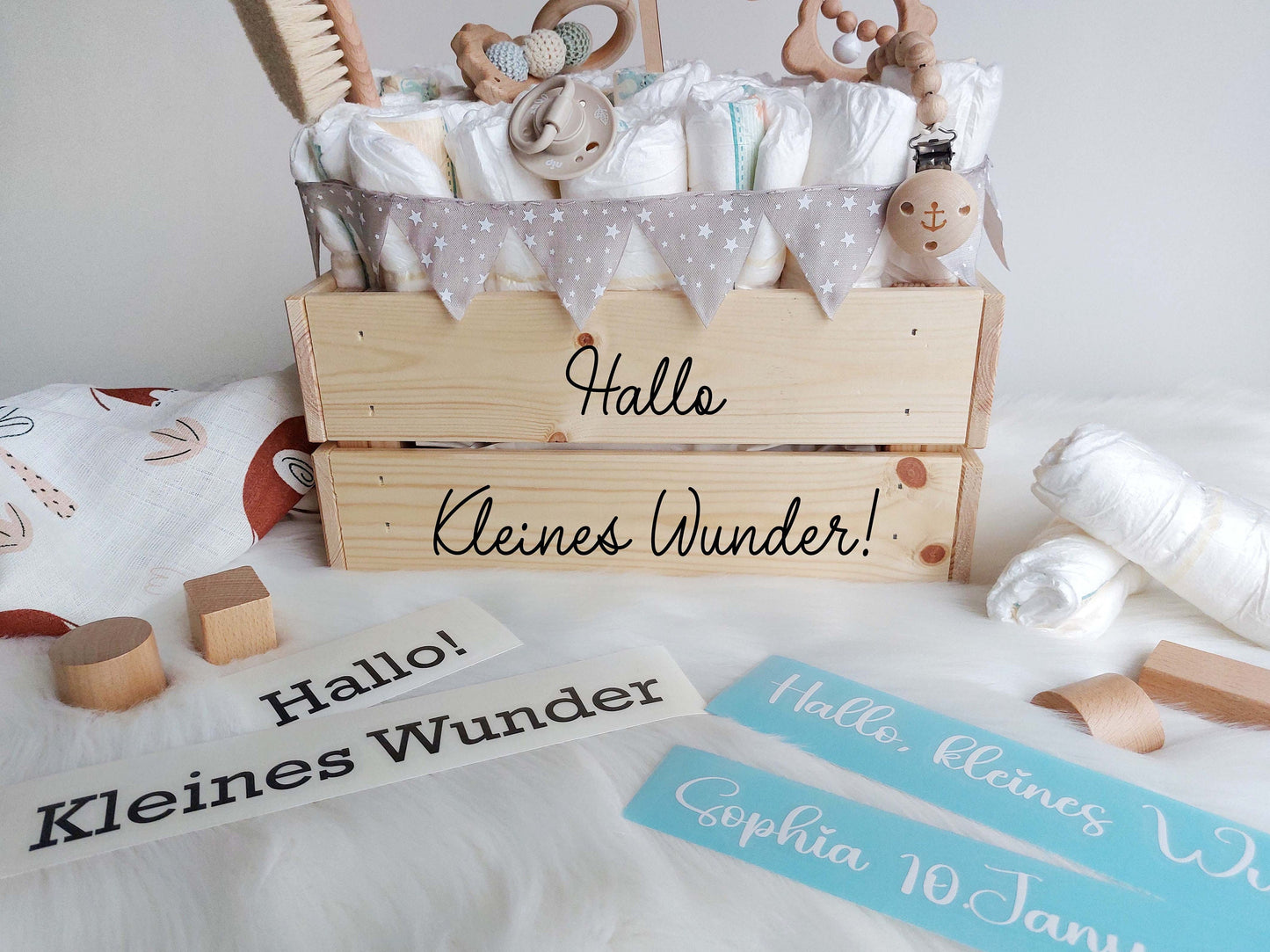 Babykiste mit Name | DIY-Windeltorte zum selbst Befüllen | Personalisierte Holzkiste oder Schriftzug zum Aufkleben - SelfmadeStudio