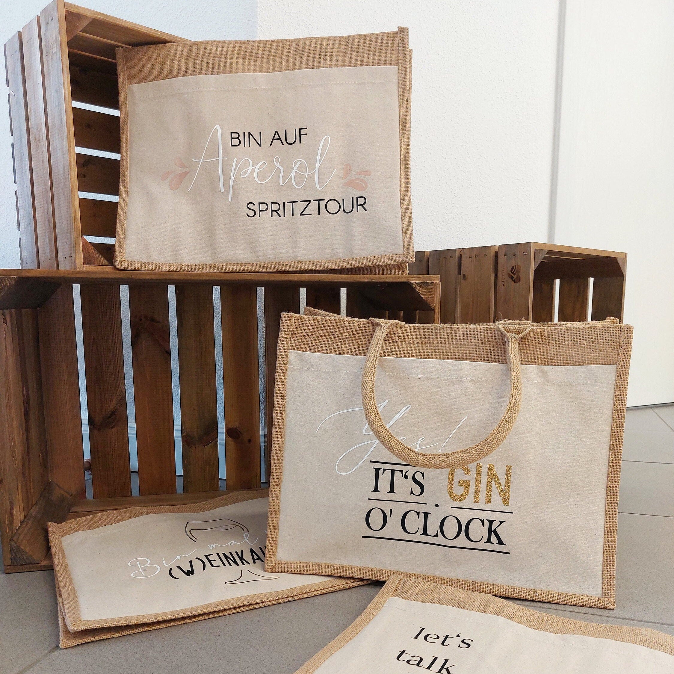 Jute-Einkaufstasche Mit Spruch & Set: Inkl. Schlüsselanhänger, Schal & Weinausgießer