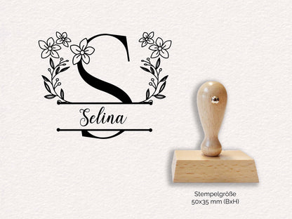 Monogramm Stempel - Selina | Namensstempel | personalisierter Holzstempel Name | floral Blumen & Zweige Blumenmonogramm Rechteckig 50x35mm