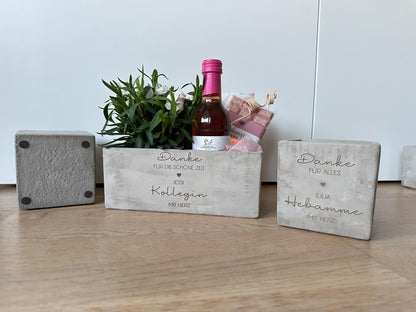 Blumentopf Beton-Optik Mit Herz | Personalisierter Topf Danke für alle Wunschname Hebamme Erzieherin Arzt Geschenk Abschied 3 Größen Gravur