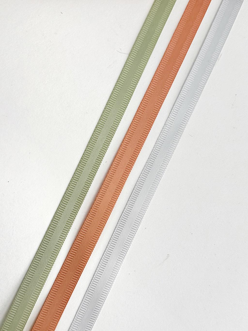 Satinband geriffelt 9mm – 25 Yards Geschenkband in Weiß, Grün, Grau, Orange, Schwarz für DIY, Basteln & Hochzeit, Weihnachten, Advent Band